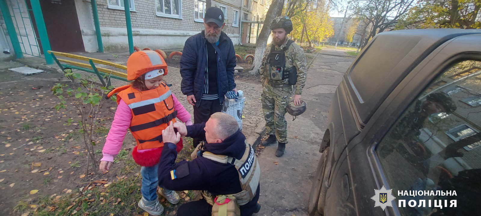 Евакуювали десятки дорослих та дітей з-під обстрілів на Харківщині правоохоронці та волонтери